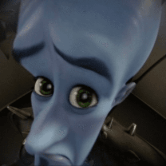 Megamind Espiando