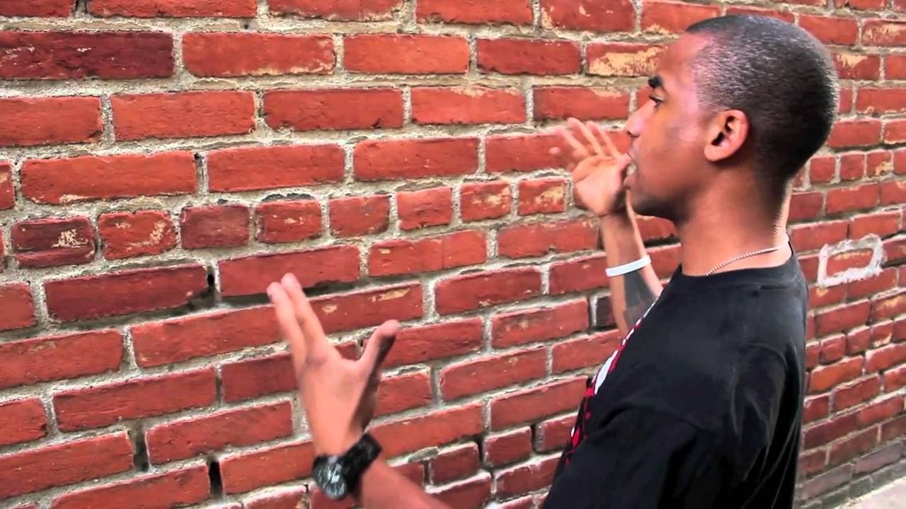 Falando com a Parede