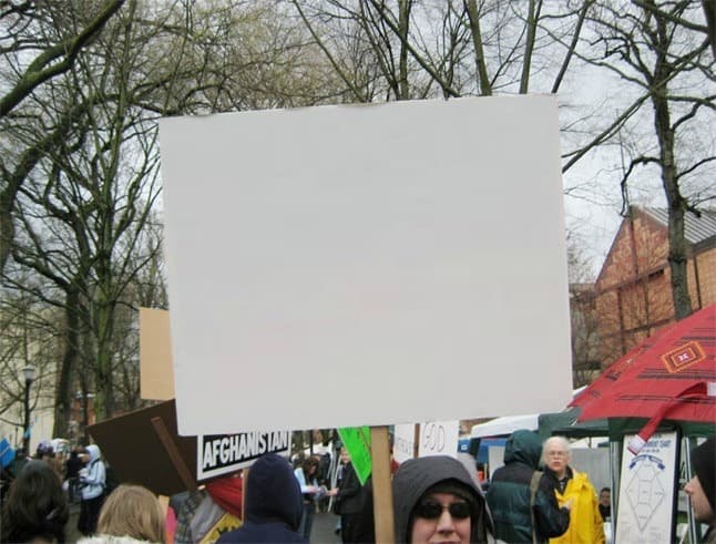 Cartaz de Protesto em Branco